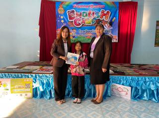 8. มอบหนังสือให้กับเด็กนักเรียนโรงเรียนบ้านเกาะพิมูล